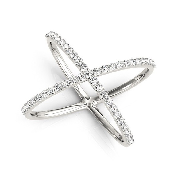 Fashion X Ring with lab grown diamonds